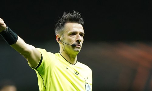 Englezi ljuti na hrvatskog suca: Pokazao im crveni zbog prigovora