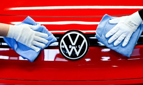 Koliko radnik u Njemačkoj mora raditi samo za običnog Golfa?