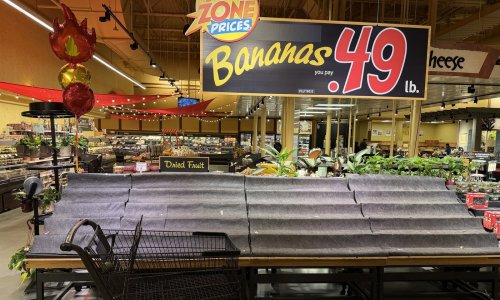 SAD na udaru 'povijesne' oluje: Trump povukao novi potez