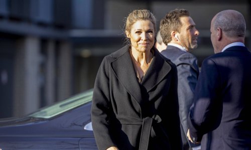 Kraljica Maxima pokazala kako se nose 'ubojito' visoke čizme u pedesetima