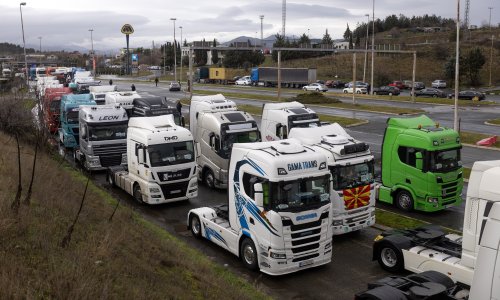 Prosvjed kamiondžija uzrokuje probleme: Crnoj Gori prijeti nestašica goriva
