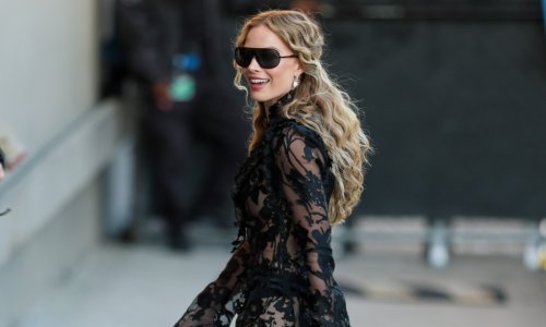 Zbogom Barbie, stigla je gotička kraljica: Margot Robbie zablistala u prozirnoj čipki