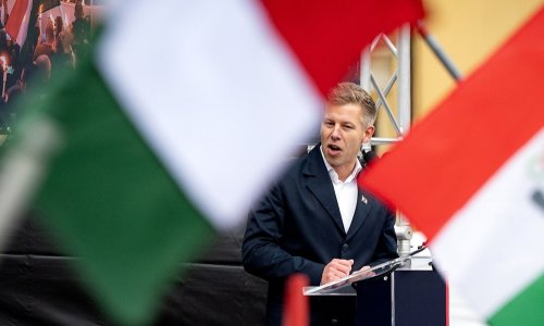 Mađarska oporbena stranka u anketama vodi pred Orbanovim Fideszom