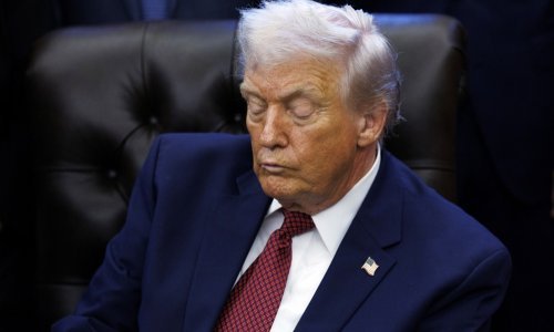 Trump najavio oduzimanje certifikata kanadskim zrakoplovima i nove carine