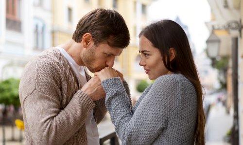 Bolna istina o muškarcima: Evo zašto nakon prekida odmah traže novu vezu