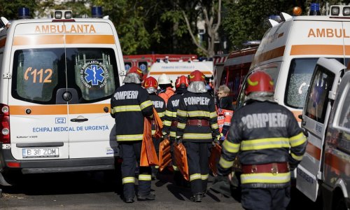 Sedam grčkih navijača poginulo u Rumunjskoj: Minibus se zabio u kamion, a potom cisternu