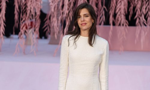 Zaboravite sve što ste do sad vidjeli, ove cipele na lijepoj unuci Gace Kelly su novi predmet žudnje