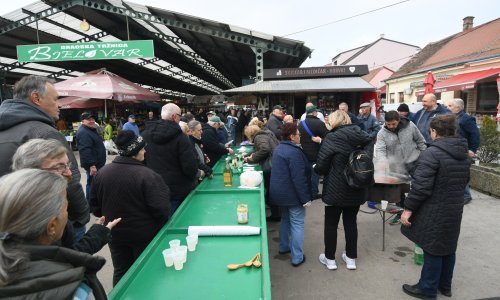 Bjelovarska tržnica ide u veliko osvježenje: Gradi se podzemna garaža i električna punionica auta