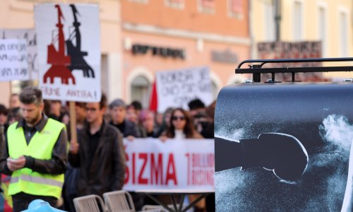 Huligani napali antifašistički marš u Rijeci i veličali NDH: Pobrali masne kazne