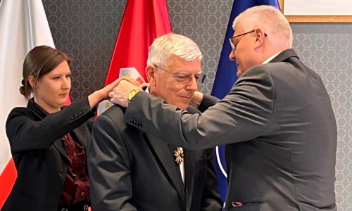 Željko Reiner dobio još jedno odlikovanje: 'Neka ovaj križ bude skroman izraz naše zahvalnosti'