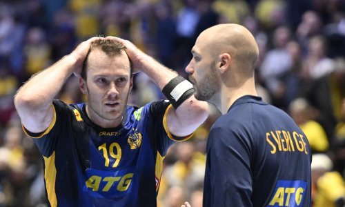 Švedska zvijezda divljala i razbijala na klupi, suigrači ga zbunjeno gledali