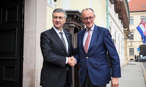 Tenkovi i budućnost EU-a: Sastali se Plenković i Merz, poznato o čemu su razgovarali