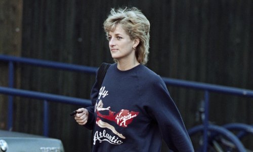 Povratak najtraženije majice 90-ih: Svi žele komad koji je Lady Di nosila iz inata