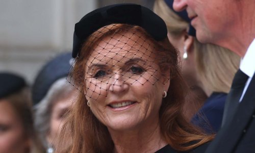 Majka iz pakla: Sarah Ferguson vodila maloljetne kćeri na ručak s Epsteinom i odavala njihove tajne