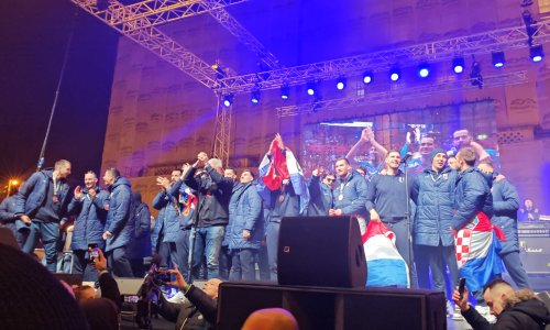 Završio doček rukometaša, Thompson ih nazvao hrvatskim vitezovima: 'Vidimo se idući put'