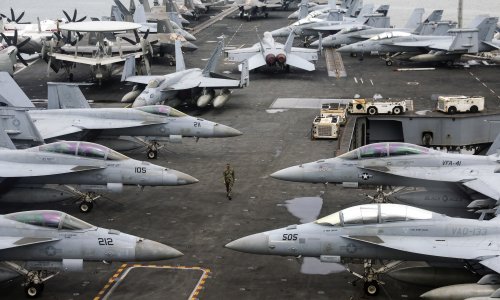 Amerikanci srušili iranski dron, približavao se njihovu nosaču aviona