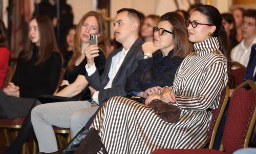 Kristina Čilić zna odabrati: Ni najtraženije čizme nisu imale šanse kraj ovakve haljine