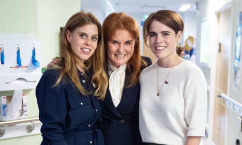 Princeze Beatrice i Eugenie nisu okrenule leđa ocu unatoč novom skandalu