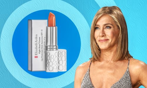 Jennifer Aniston se kune u ovaj kultni proizvod: Spašava ispucalu kožu preko noći