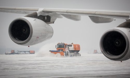 Obustavljeni letovi u berlinskoj zračnoj luci: Glavni grad Njemačke pod snijegom
