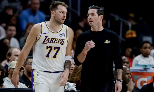 Pobjedu Lakersa zasjenila ozljeda Slovenca Luke Dončića