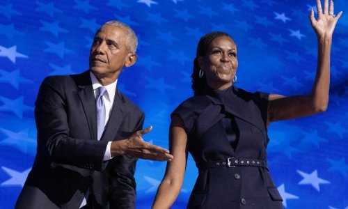 Trump objavio video koji prikazuje Baracka i Michelle Obamu kao majmune