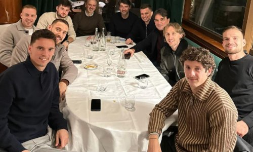 Zlatko Dalić okupio Vatrene, ali dva igrača se nisu pojavila na večeri; odmah se javio Ivan Perišić