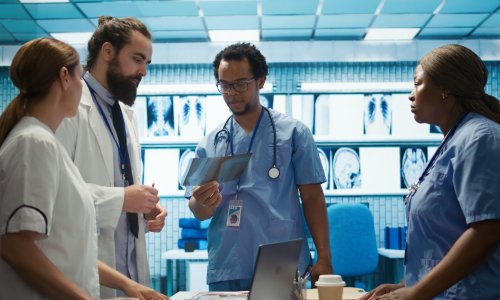 Ova profesija trebala je među prvima 'nestati' zbog AI-a. Dogodilo se suprotno