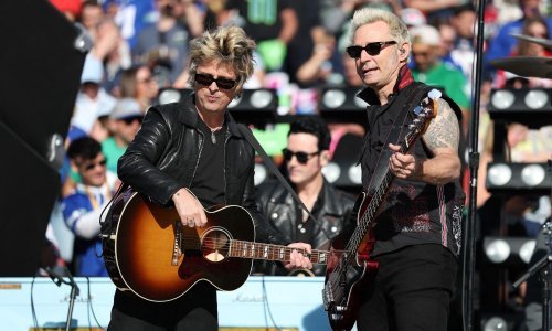 Gledatelji u šoku: Green Day na Super Bowlu izveo – baš onu pjesmu