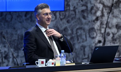 Rošada iza zatvorenih vrata: Ovo su odluke koje je donijela Vlada