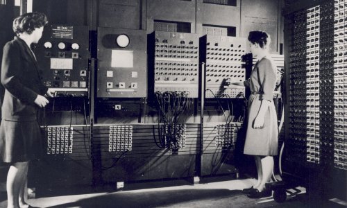 Programiralo ga je šest žena, financirala vojska: Tajni projekt Pentagona koji je promijenio svijet