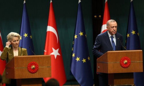 EU bijesna na Erdogana: Turska deportira kršćane i novinare