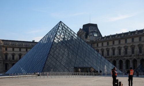 Čak 10 prevaranata prodavalo lažne ulaznice za Louvre: Sudjelovali i djelatnici muzeja