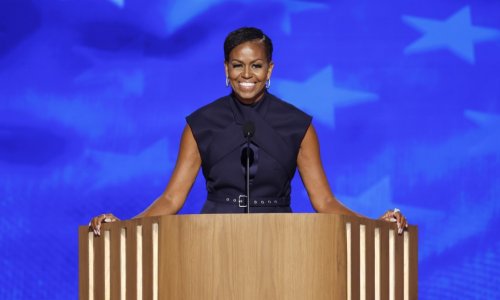 Michelle Obama šokirala: U jednom danu napravila 10 novih rupa na tijelu, a Barack nije ni primijetio