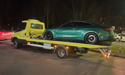 Policija rasturila susret vozača koji turiraju, čak 19 auta isključeno iz prometa