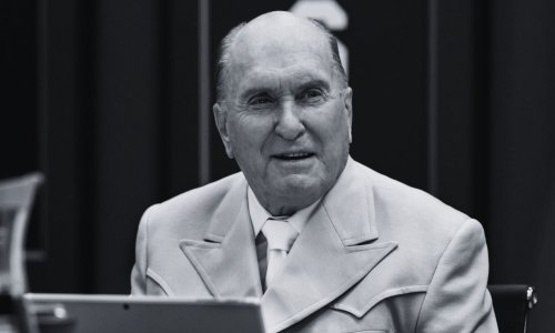 Hollywood zavijen u crno: Napustio nas je legendarni Robert Duvall