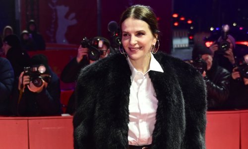 Haljina za nju nije opcija broj 1: Juliette Binoche ukrala show u hlačama i bundici