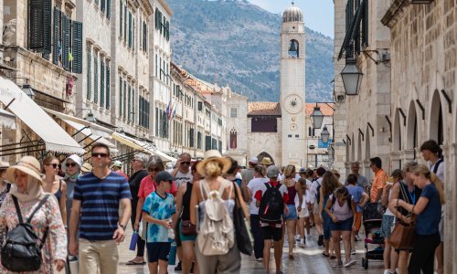 Španjolci pišu o hrvatskom turizmu: 'Događa im se što i nama, ali još gore'