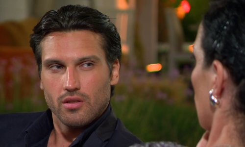 Djevojke sve teže skrivaju ljubomoru, a ovaj potez u Gospodinu Savršenom baš nitko nije očekivao