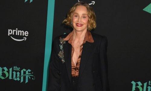 Ima 67, a izgleda kao da joj je 37: Nova frizura Sharon Stone briše godine s lica