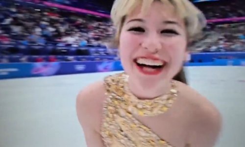 Pogledajte kako je Amerikanka sočno opsovala u kameru nakon osvajanja zlatne medalje