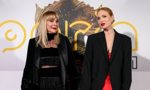 Jubilarna izvedba 'Tere i Luce': Predsjednik Milanović stigao s ogromnim buketima cvijeća