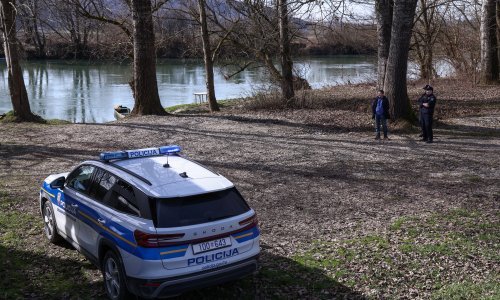 Čamac s migrantima prevrnuo se na Uni: Priveden državljanin BiH, javio se Božinović