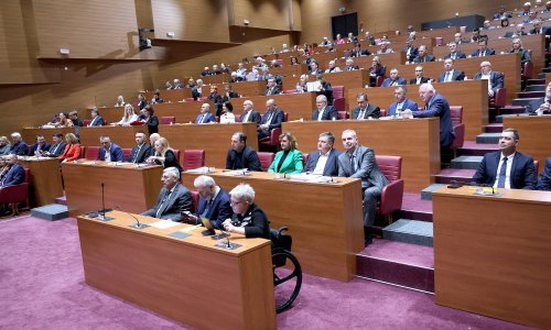 Oporba podržala ukrajinsku borbu: 'Tražimo da se Ukrajina primi u članstvo EU-a'