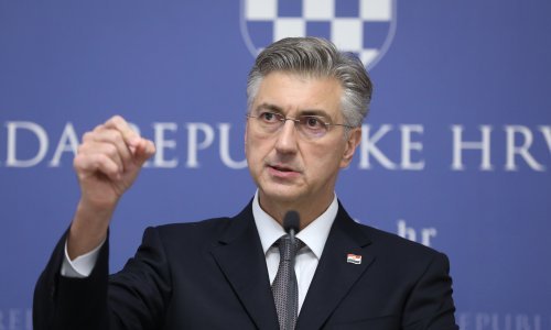 Andrej Plenković se obraća: Hoće li otkriti rješenje za 'problem Dabro'?