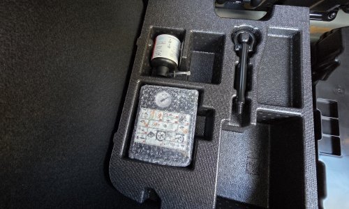 Znate li kako funkcionira set za popravak guma u autu? Evo objašnjenja i nekoliko praktičnih savjeta