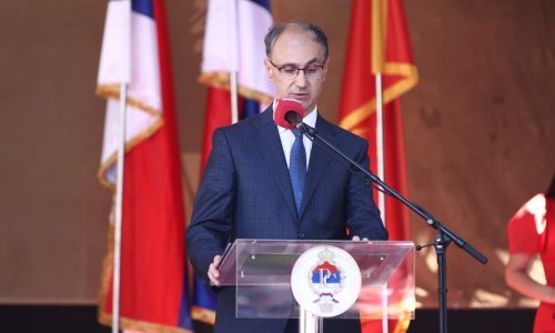 Pavliček se požalio da nije znao da je srpski premijer u Vukovaru: Javio se Macut