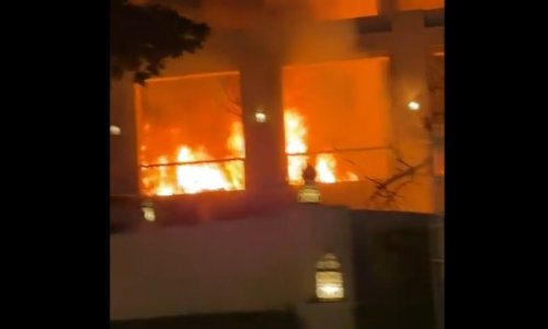 Eksplozije iznad Dubaija: Gorio luksuzni hotel, oglasile se i sirene, stanovnici bježali