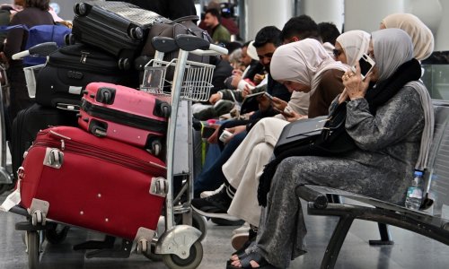 Tisuće ljudi zaglavile na aerodromima: Napad na Iran drastično će povećati cijene avionskih karata