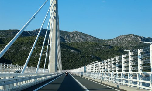 Talijani pišu o pukotinama na Pelješkom mostu